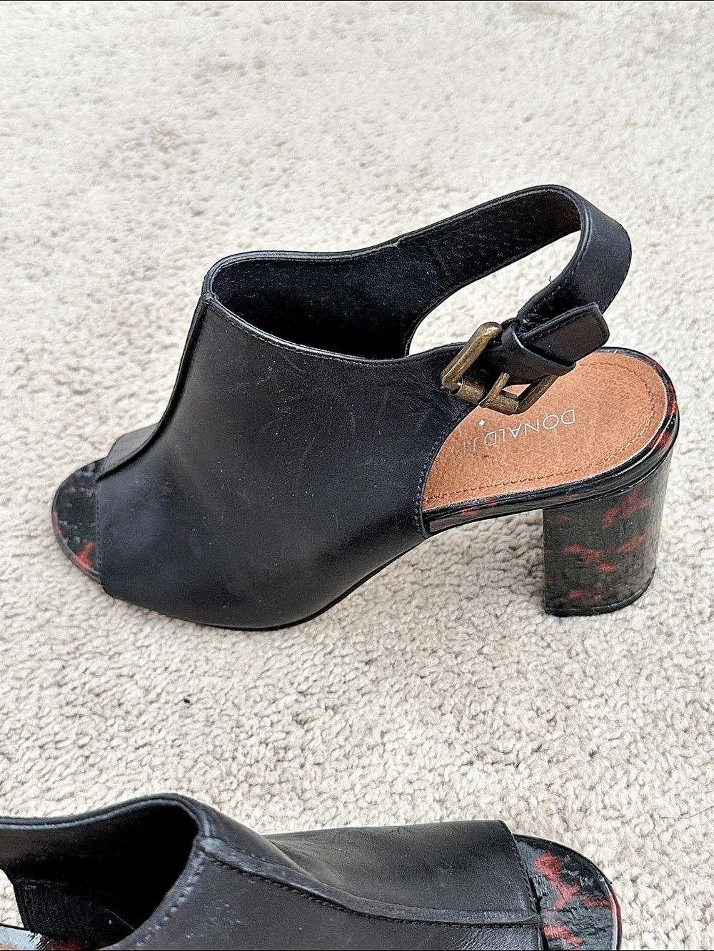 Donald J Pliner Black & Red Heels US 6M - Picture 3 of 8